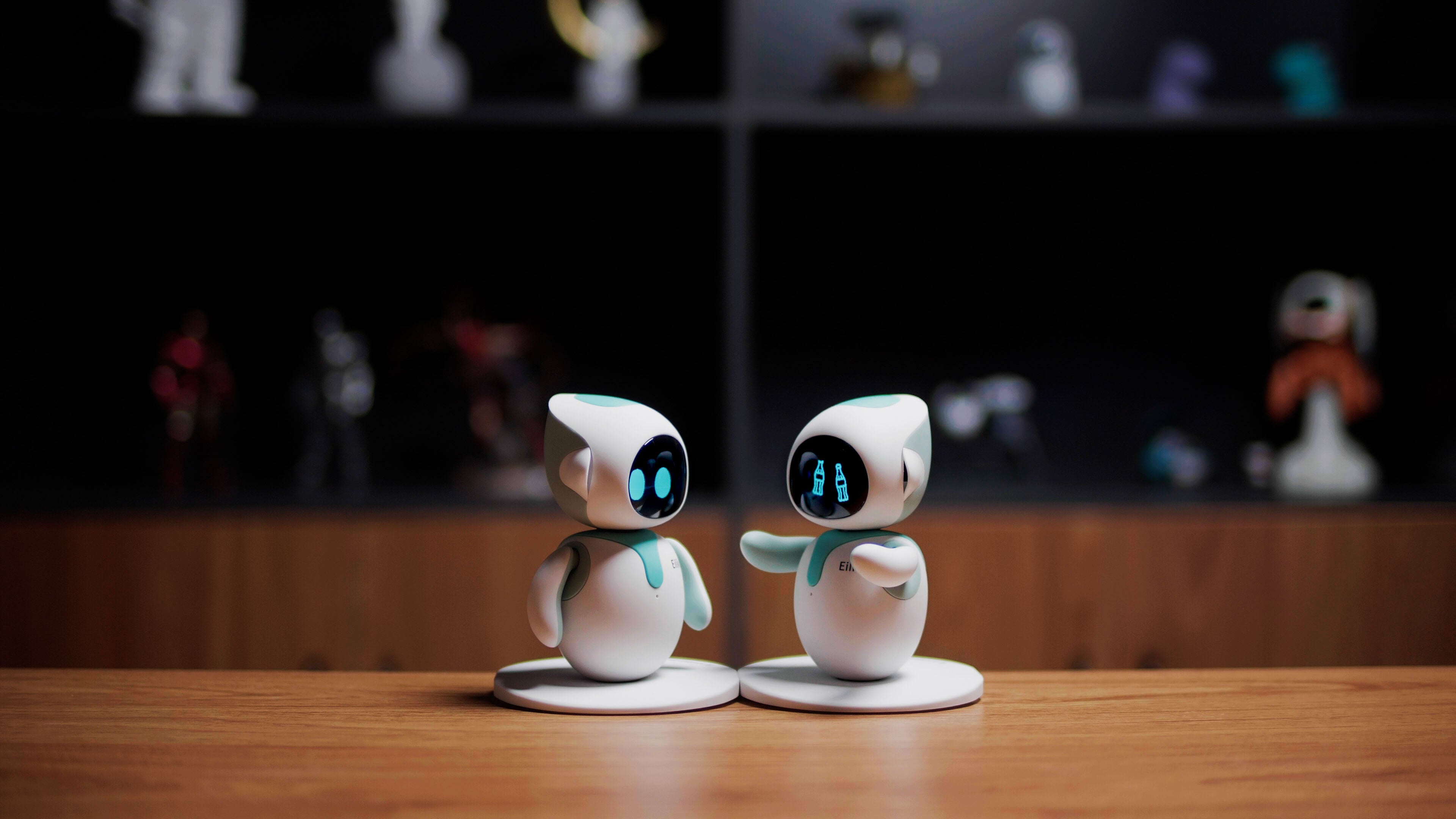 Eilik Robot: 5 Ways This Little Companion Bot Will Bring you Joy!